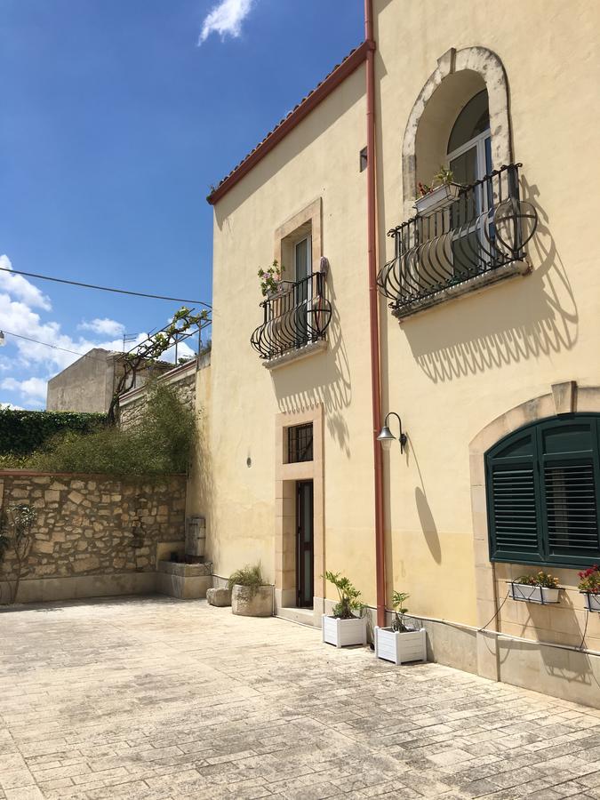 Le Fioriere Affittacamere E Casa Vacanze 拉古萨 外观 照片