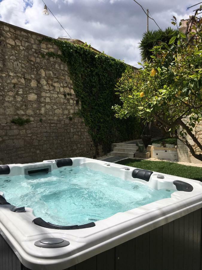 Le Fioriere Affittacamere E Casa Vacanze 拉古萨 外观 照片