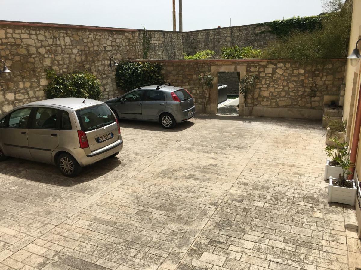 Le Fioriere Affittacamere E Casa Vacanze 拉古萨 外观 照片